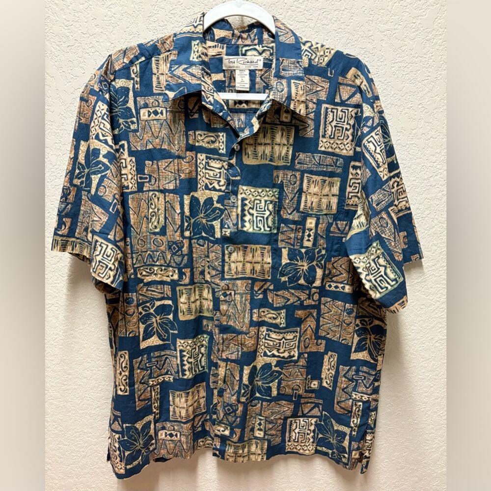 Vintage Tori Richard Blue and Tan Patterned Hawaiian Shirt Cotton Sz L